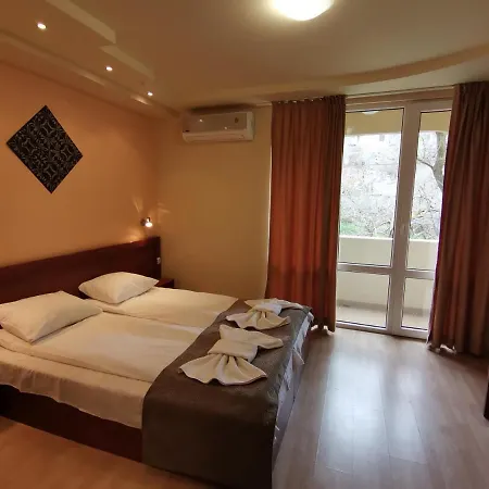 Hotel Paris Relax Zone Balchik