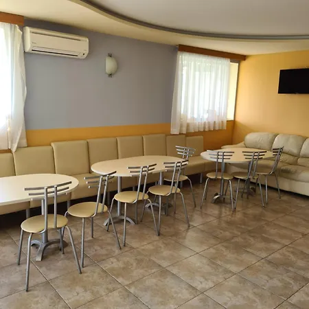 Hotel Paris Relax Zone 3*